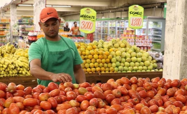 HOY / Invitan a feria del tomate para ayudar a los productores