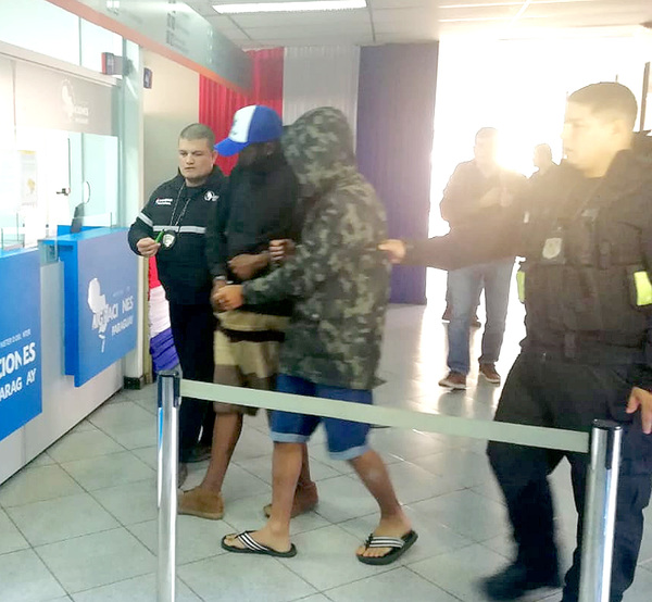 Ministerio del Interior expulsa a tres brasileños detenidos en nuestro país
