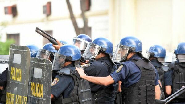 10 datos sobre el "terror" que se imprime desde la Policía Nacional