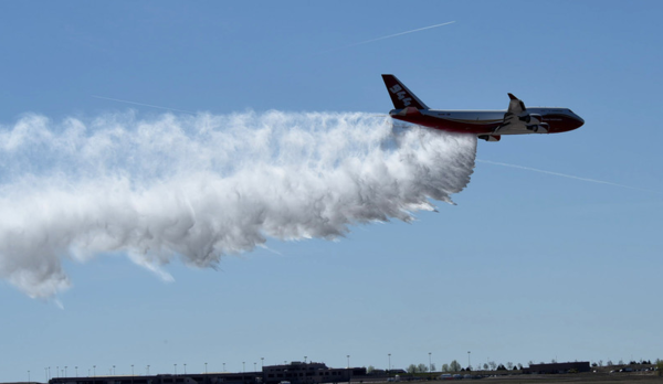 Bolivia usará el Supertanker para mitigar incendios forestales