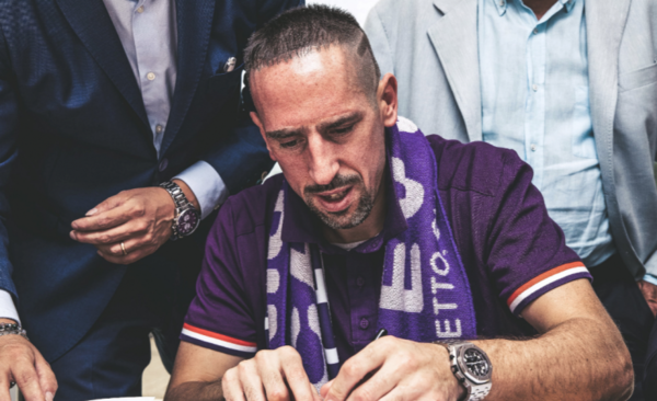 HOY / Frank Ribery ficha por la Fiorentina de Italia