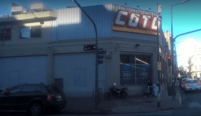 Guardias de supermercado matan a anciano que robó para comer