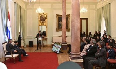 Petta pide a proveedores de útiles escolares que “ya se movilicen” para llegar a tiempo - Nacionales - ABC Color