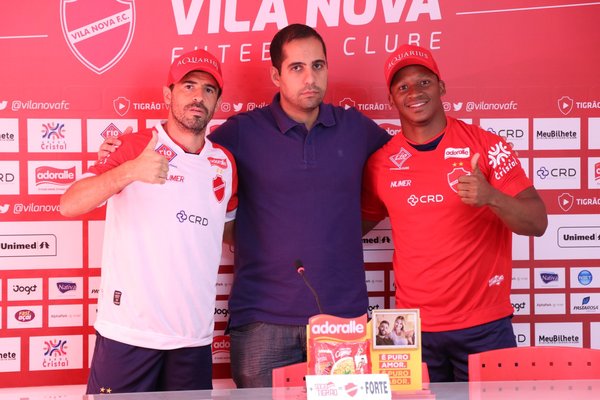 Julián Benítez migra al Vila Nova