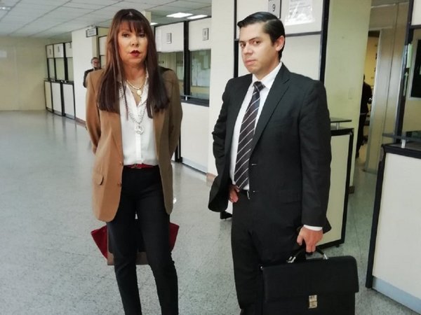 Jueza rechaza desafuero de diputada Celeste Amarilla