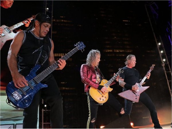Fanáticos piden show de Metallica en Paraguay