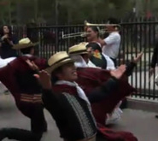 Festejan el Día del Folclore en Asunción - Paraguay.com