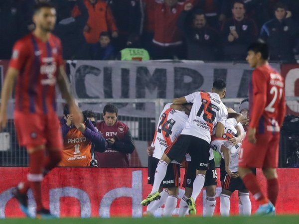 Los penales y el VAR disminuyen a Cerro y lo obligan a una gran remontada