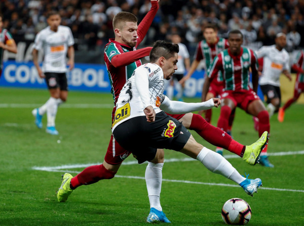 Corinthians y Fluminense dejan todo para la revancha