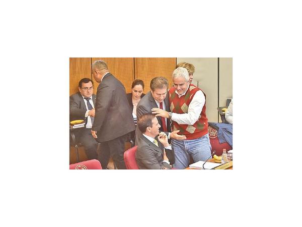 Rasmussen alaba a CBI porque ayudará “a destapar la olla”