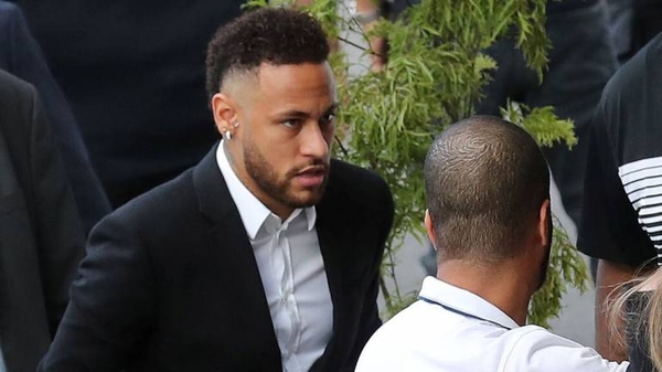 HOY / La Justicia rechaza la petición para desarchivar el caso de Neymar por violación