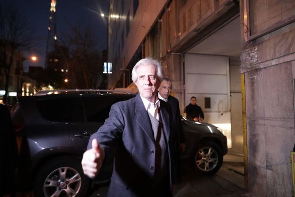 Estudio médico revela que el presidente de Uruguay tiene un tumor maligno - Mundo - ABC Color