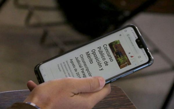 Se realizó examen de concurso con plataforma digital