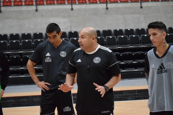 Olimpia encara la primera final ante Cerro Porteño
