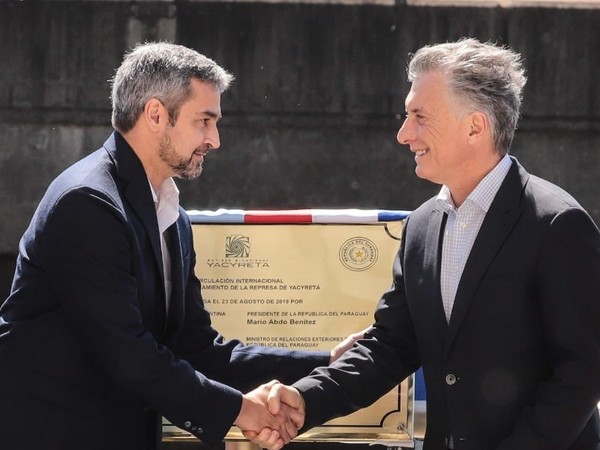 Nuevo paso Ayolas-Ituzaingó: 'cambia para siempre la historia de la región fronteriza', afirma Macri