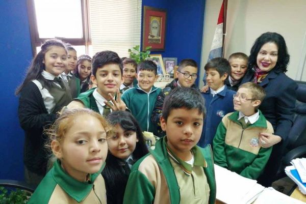 Alumnos de la Escuela El Gran Maestro, visitaron Palacio de San Lorenzo