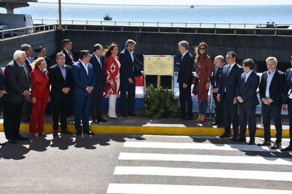 Habilitan paso fronterizo entre Paraguay y Argentina por Yacyreta