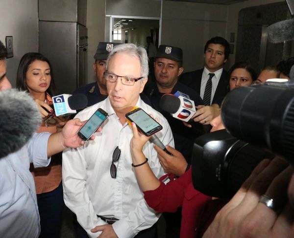Fiscalía presenta acusación contra Justo Cárdenas