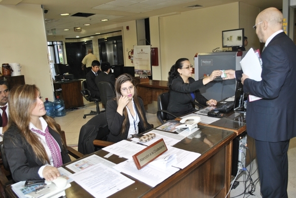 Estadísticas aclara que no hay variación significativa en número de funcionarios públicos en actual administración | .::Agencia IP::.