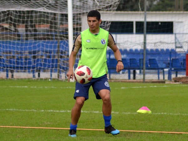 Sol quiere acomodarse en el torneo con un triunfo ante Capiatá
