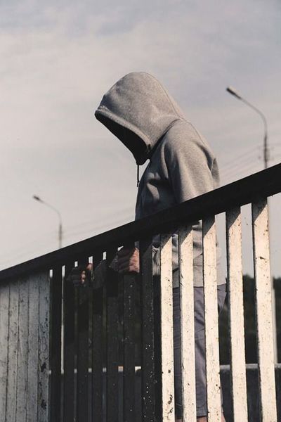 No deberíamos minimizar ciertas frases como “me voy a suicidar” - Periodismo Joven - ABC Color