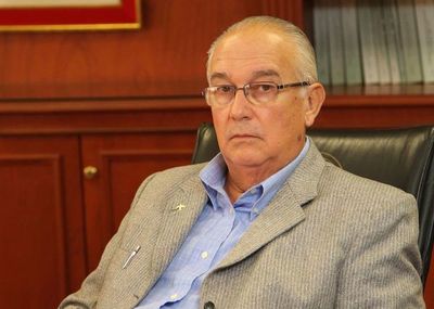 Ratifican la imputación contra ex ministro Bajac