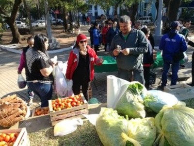 Continúa la oferta de productos frutihortícolas