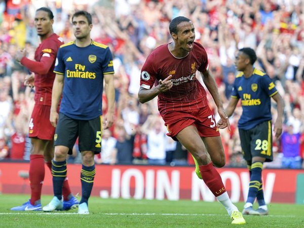 Liverpool devuelve al Arsenal a las tinieblas