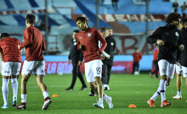 HOY / Hermanos Romero debutan en el Cuervo de Boedo