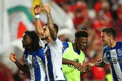 El Oporto se lleva el clásico en casa del Benfica - Fútbol - ABC Color