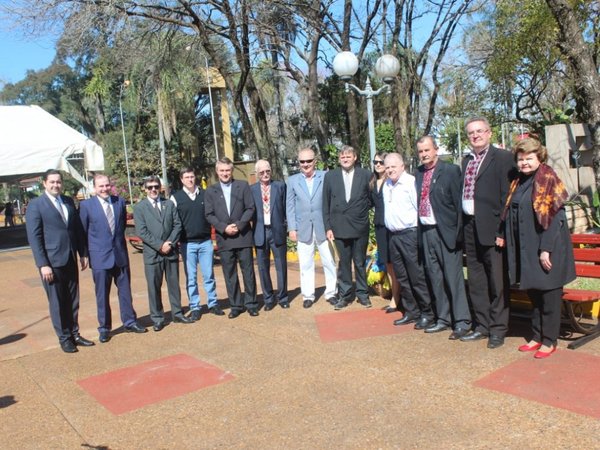 Ucranianos en Paraguay celebraron independencia de su país