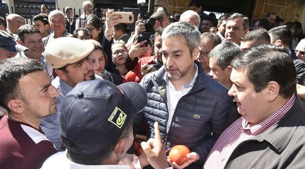 Abdo recorre Misiones con apoyo de Yacyretá - Política - ABC Color