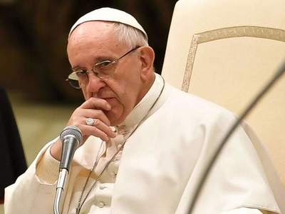El Papa Francisco, preocupado por desbastadores incendios en la Amazonía - ADN Paraguayo