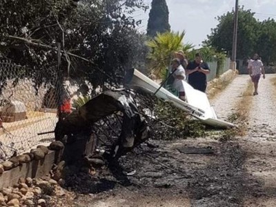 España: siete muertos al chocar en el aire una avioneta y un helicóptero