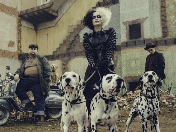 Publican la primera foto de Emma Stone como Cruella de Vil
