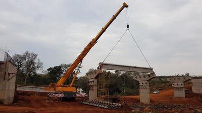 Corredor de exportación: se inició montaje del futuro puente que conectará Itapúa y Alto Paraná - ADN Paraguayo