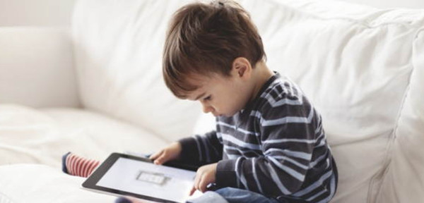 Celulares a los niños, después de los dos años | Noticias Paraguay