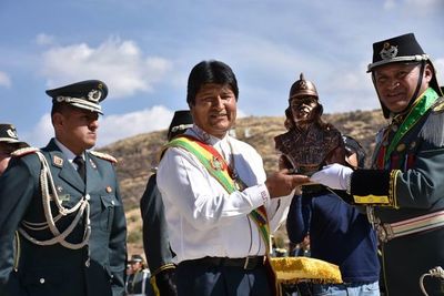 Morales invita al G7 a Bolivia para cumplir promesas de ayuda ante incendios  - Mundo - ABC Color