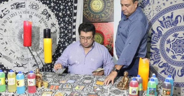 El rollo pide suerte en los juegos de azar he’i