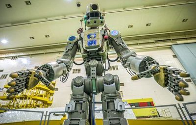 Nave con robot ruso no logra acoplarse a la estación espacial
