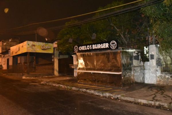 Asaltan un local de comidas rápidas en Lambaré - Nacionales - ABC Color