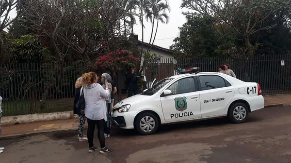 Médico grabó cuando maltrataba a su madre anciana y fue enviado al neurosiquiátrico - ADN Paraguayo