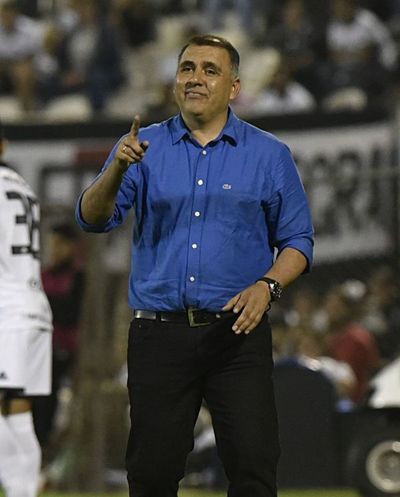 Santaní: Sarabia asegura que sigue firme - Fútbol - ABC Color