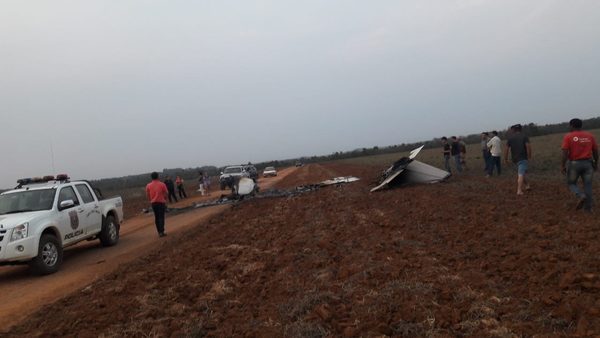 Avioneta se incendia en un camino rural de San Cristóbal