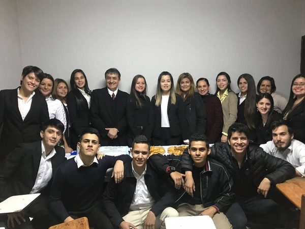 EGRESO DE MÁS PROFESIONALES EN EL SNPP ENCARNACIÓN.