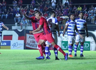 Russo pondrá a suplentes y cambia el Sub 19