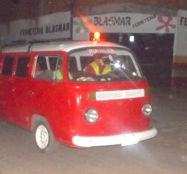 COMISIÓN VECINAL TIENE SU “CAPERUCITA ROJA”