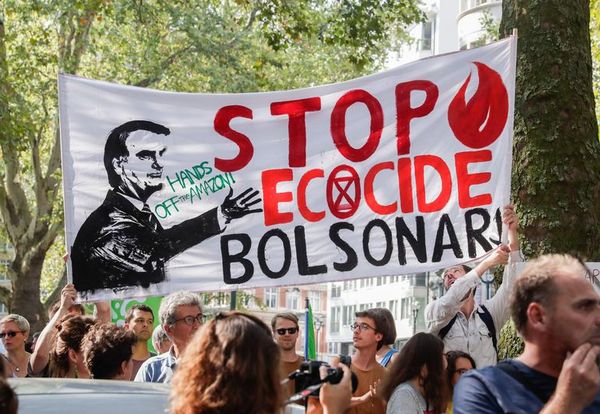 Macron:  “Los brasileños se avergüenzan del comportamiento de Bolsonaro”  - Mundo - ABC Color