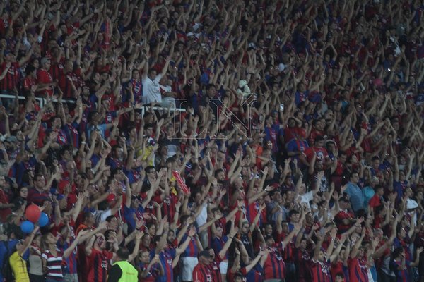 Cerro pondrá a River en una Olla a presión