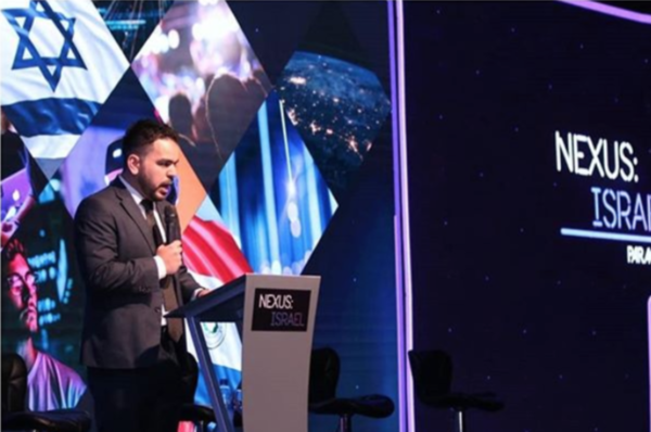 HOY / Periodista paraguayo conducirá un programa para canal estadounidense, VICE